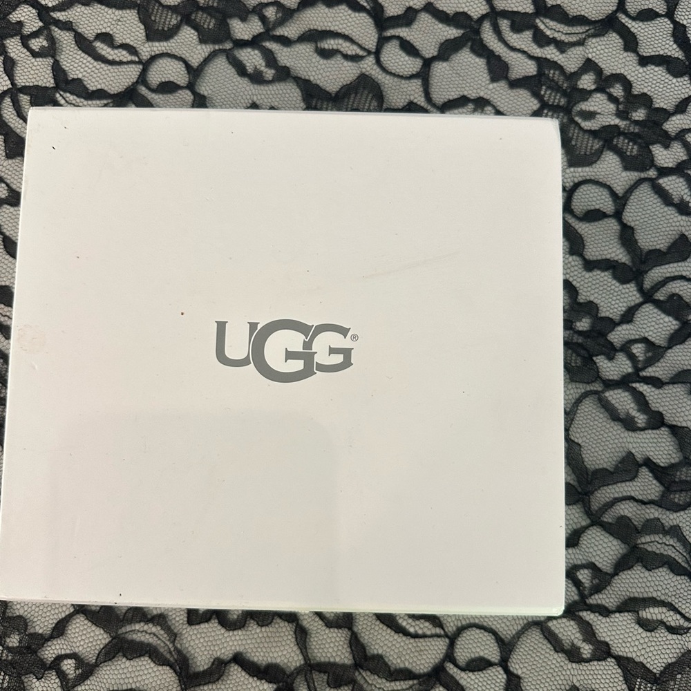 UGG shoe cleaning kit NWB